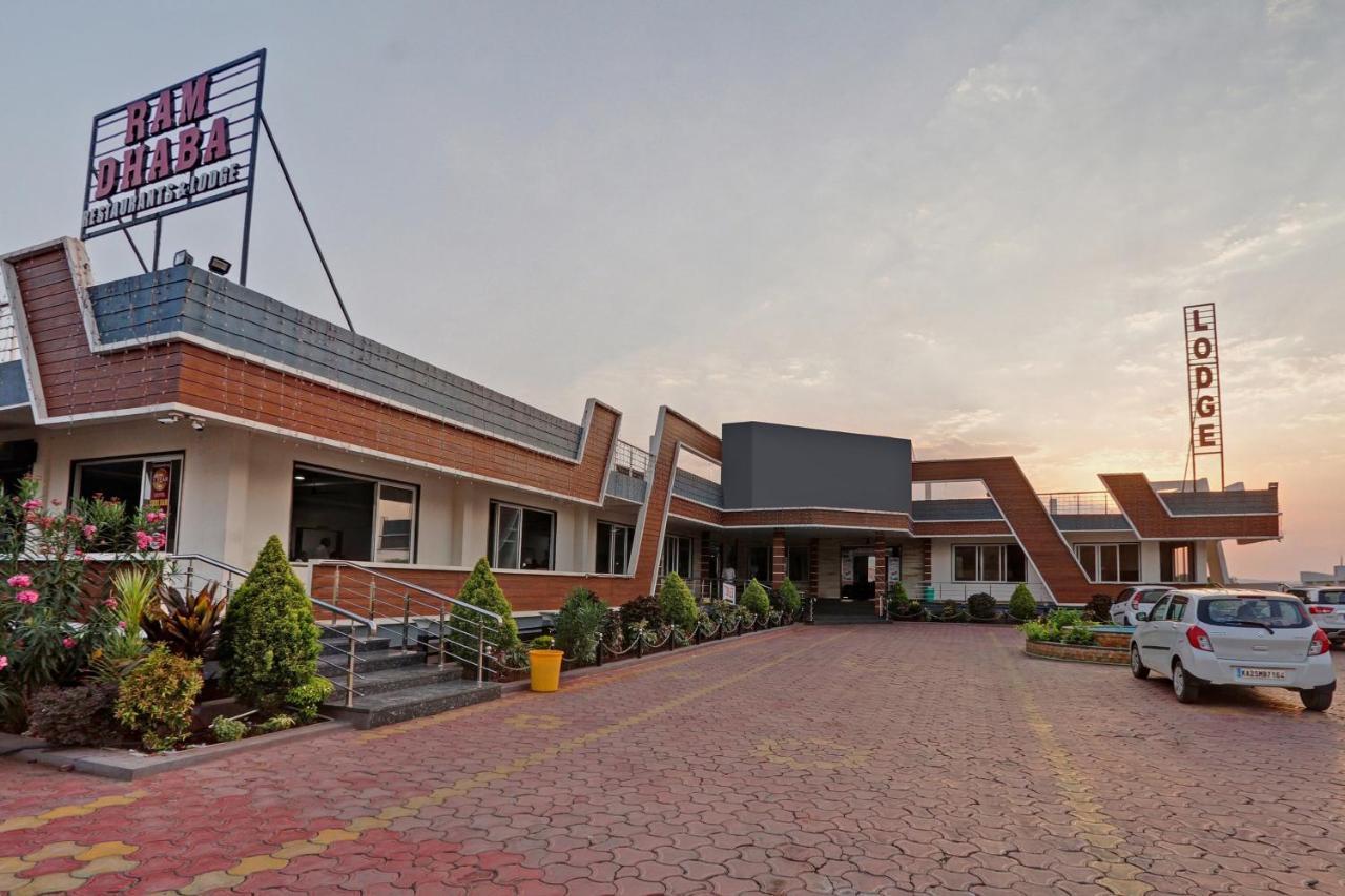 Oyo 48704 Rashi Farms Hotel Hubli Exterior photo
